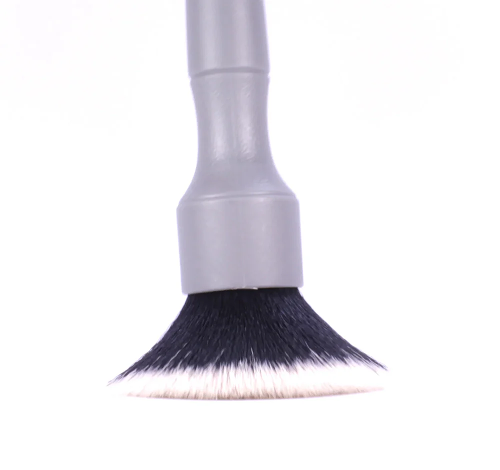 Detail Factory Ultra-Soft Detail Brush - Large, Gray - Image 3