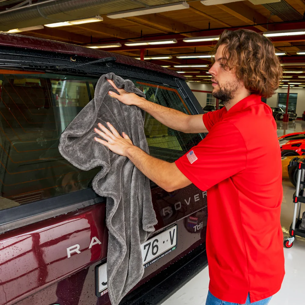 Griot's Garage Extra-Large PFM Edgeless Drying Towel,  36" x 29", Gray - Image 4
