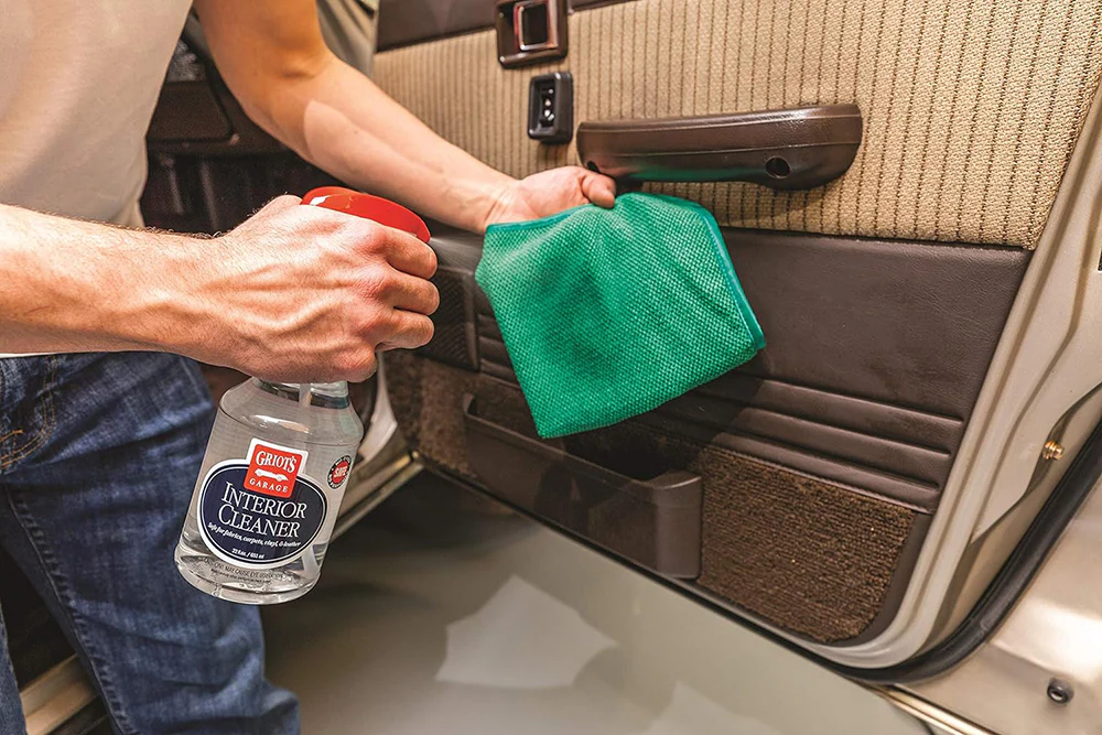 Griot's Garage Interior Cleaner - 1 gal. - Image 6