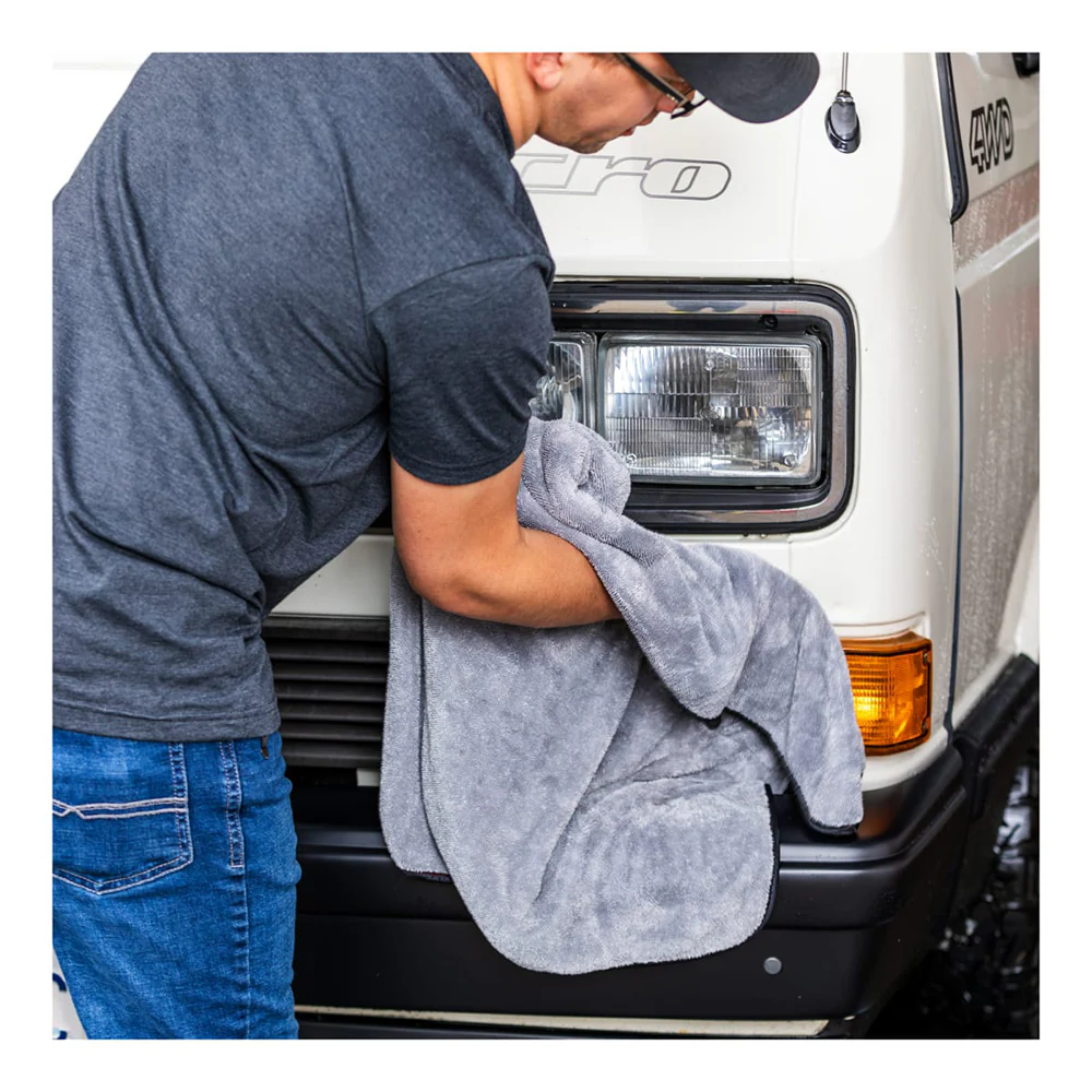 Griot's Garage PFM Terry Weave Drying Towel - 25" x 35", Gray/Black Edge - Image 4