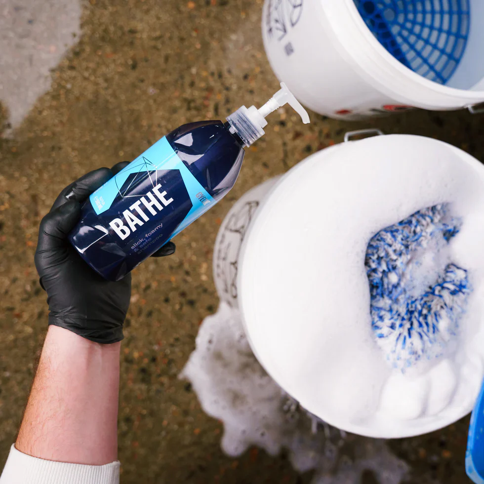 Gyeon Q2M Bathe - 500 ml - Image 5
