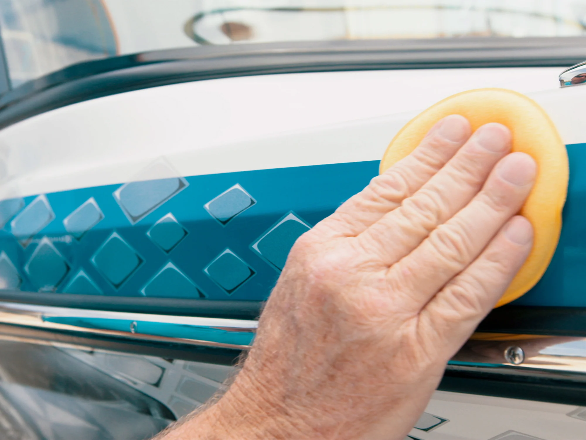 Meguiar's Flagship Premium Marine Wax, M6301 - 1 gal. - Image 5