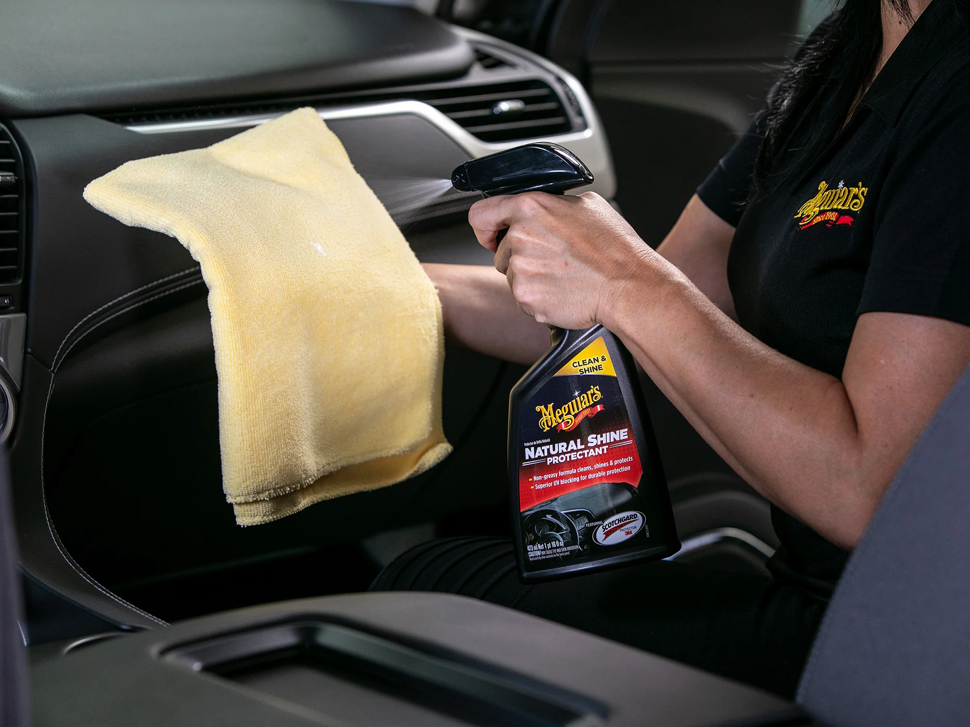 Meguiar's Natural Shine Vinyl & Rubber Protectant Spray, G4116 -16 oz. - Image 4