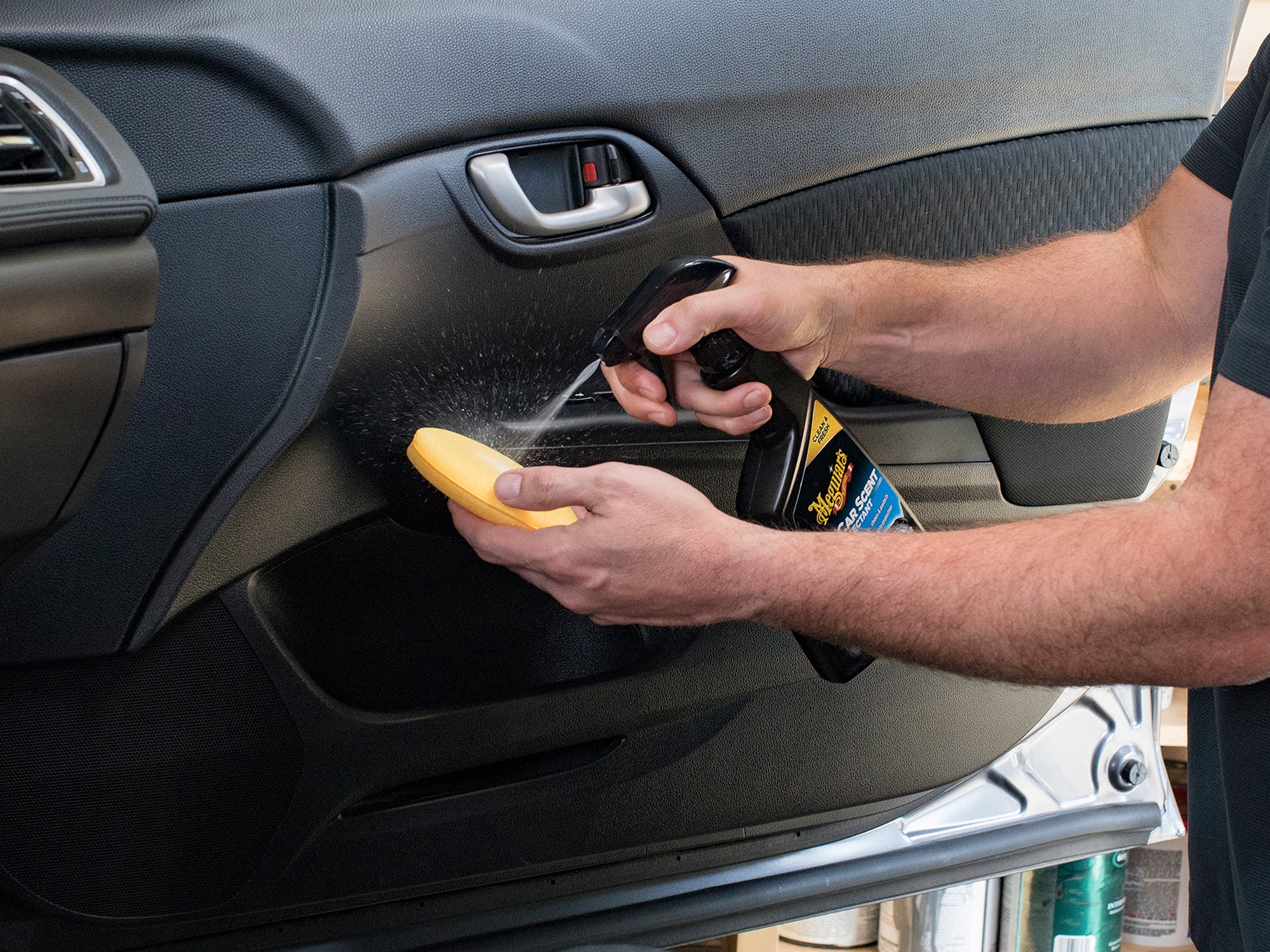 Meguiar's New Car Scent Interior Protectant, G4216 - 16 oz. - Image 4