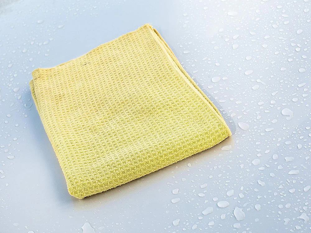 Meguiar's Water Magnet Microfiber Drying Towel, X2000 - Image 5
