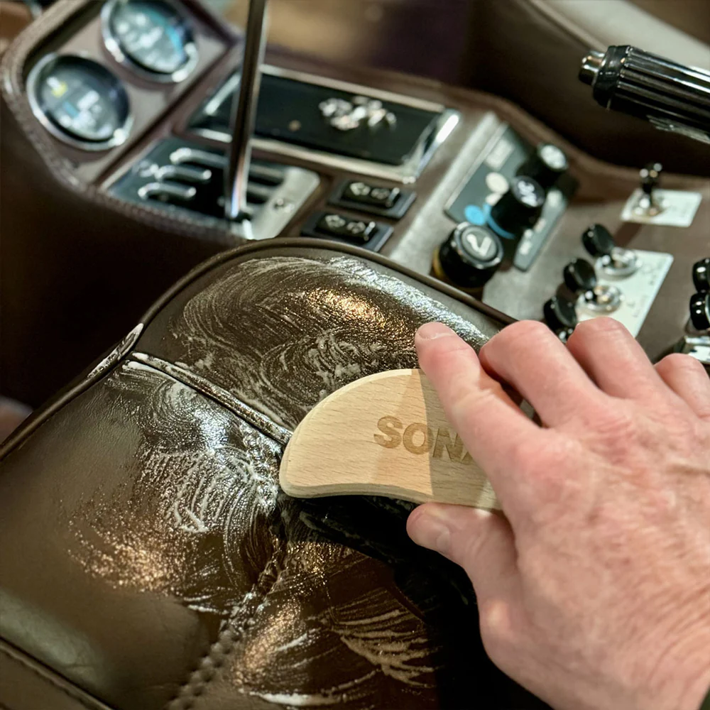 Sonax Textile & Leather Brush - Image 4